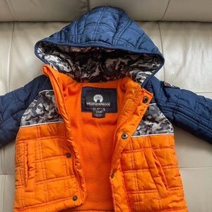 Weatherproof Kids Camo-Accent Orange and Navy Puffer Jacket snow jumper